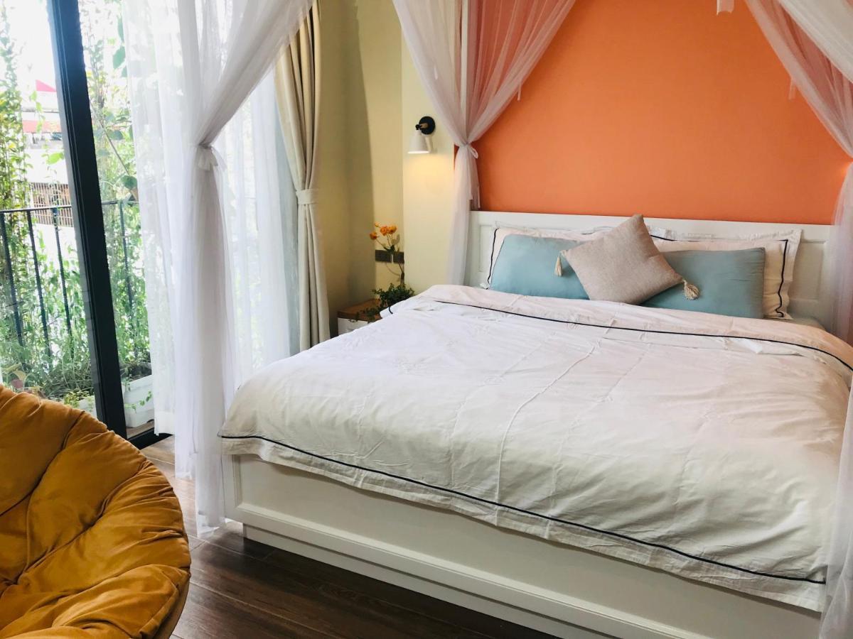 Chez Madame Binh Bed and Breakfast Hanoi Exteriör bild
