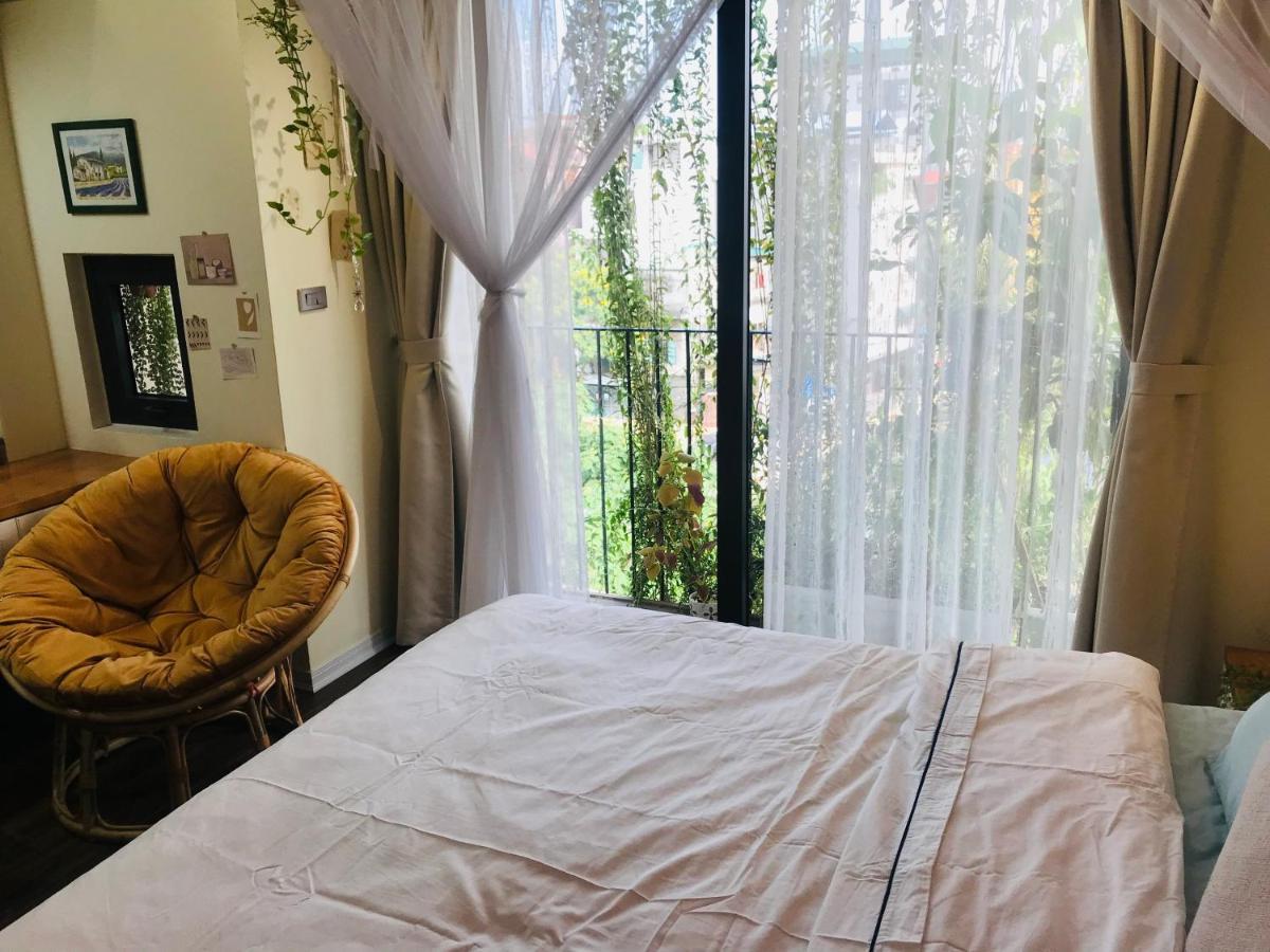 Chez Madame Binh Bed and Breakfast Hanoi Exteriör bild