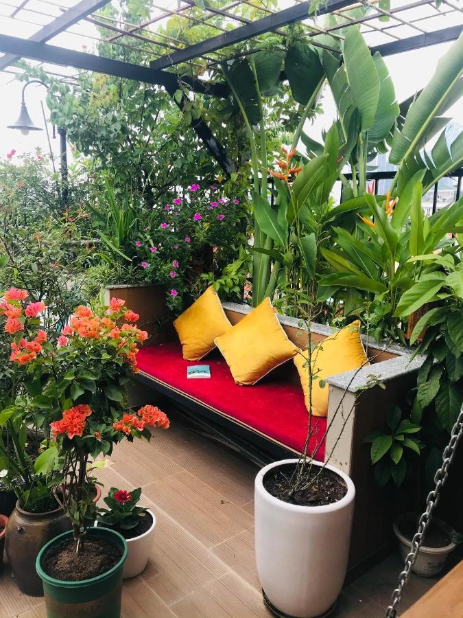 Chez Madame Binh Bed and Breakfast Hanoi Exteriör bild