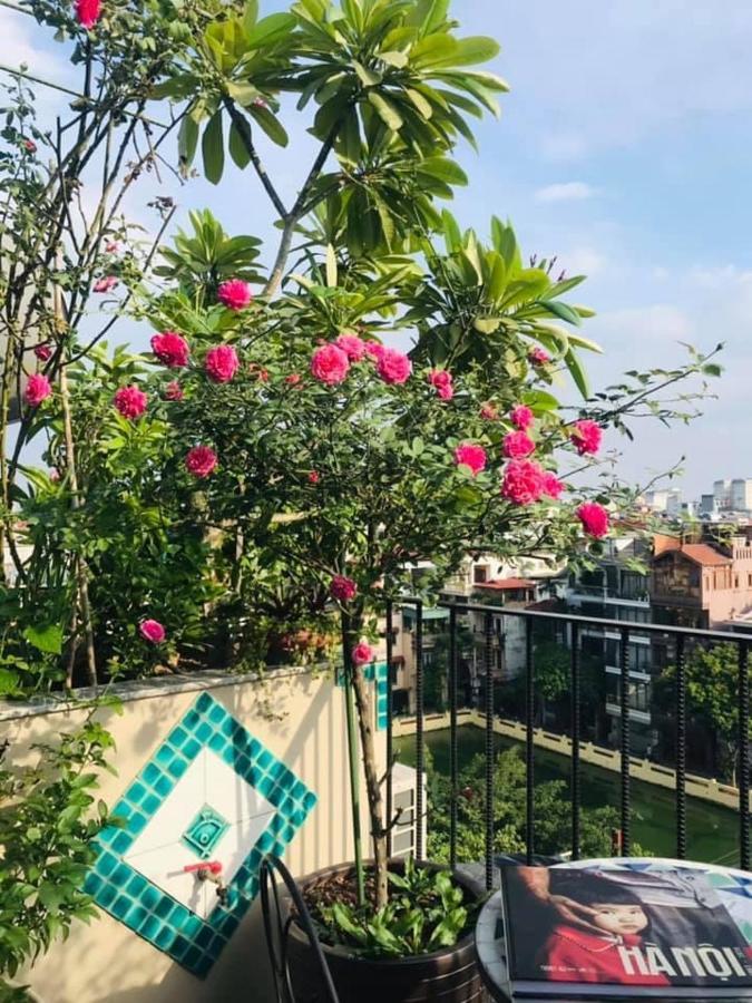 Chez Madame Binh Bed and Breakfast Hanoi Exteriör bild