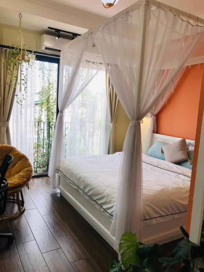 Chez Madame Binh Bed and Breakfast Hanoi Exteriör bild