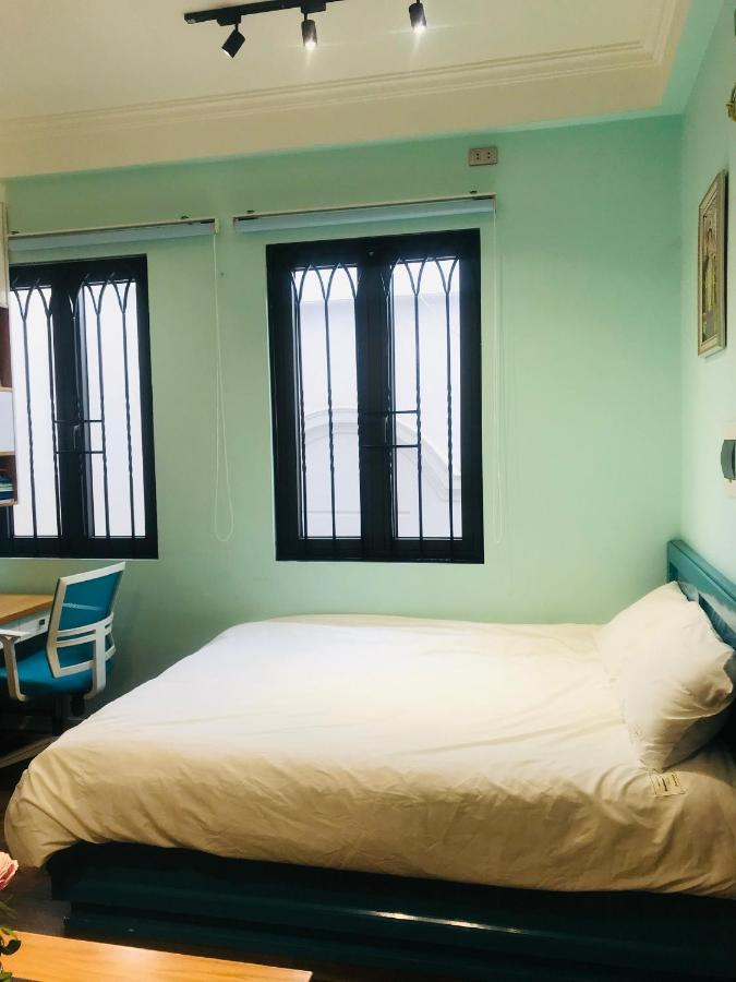 Chez Madame Binh Bed and Breakfast Hanoi Exteriör bild