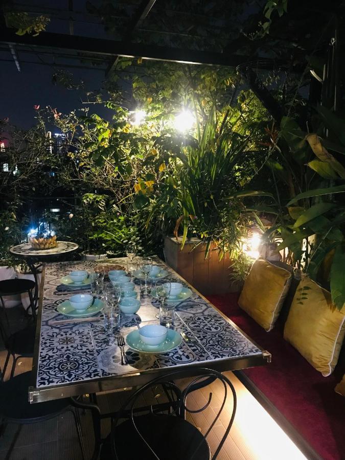 Chez Madame Binh Bed and Breakfast Hanoi Exteriör bild